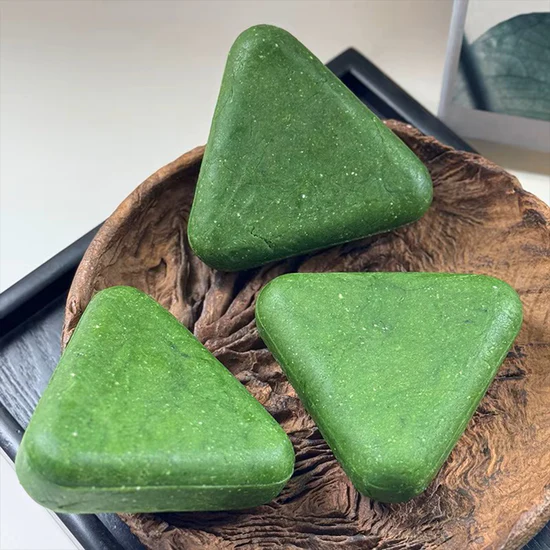 Herbal - Nature Triangle Shampoo Bar